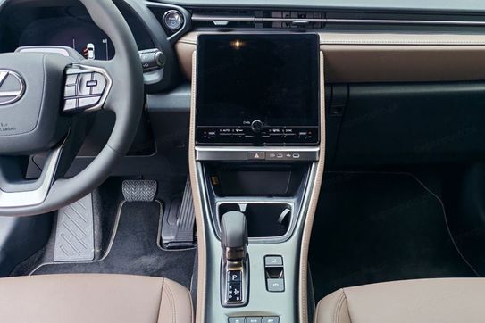 Lexus LBX Elegant 1.5 Hybrid