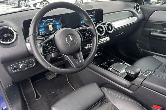 Mercedes GLB 200