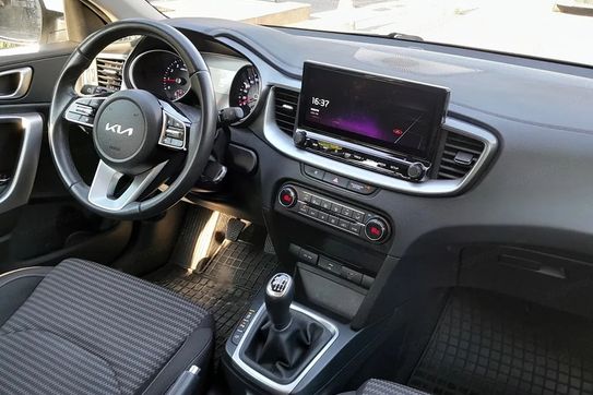 Kia Ceed 1.5 T-GDI M