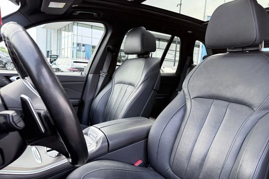 BMW X5 M50d