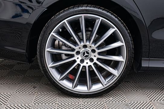 Mercedes Klasa E 220 d 4-Matic