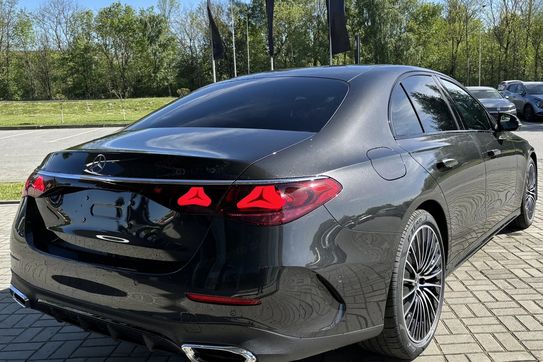 Mercedes E Klasa 200 AMG