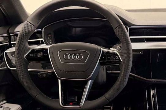 Audi A8 50 TDI quattro S line