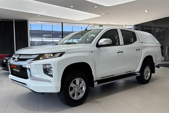 Mitsubishi L200 Invite 4x4