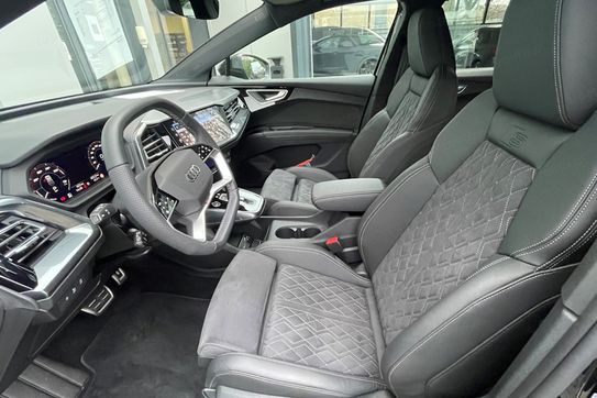 Audi Q4 e-tron 45 S Line