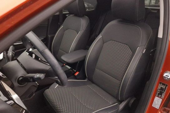 Kia XCeed T-GDI Business Line DCT