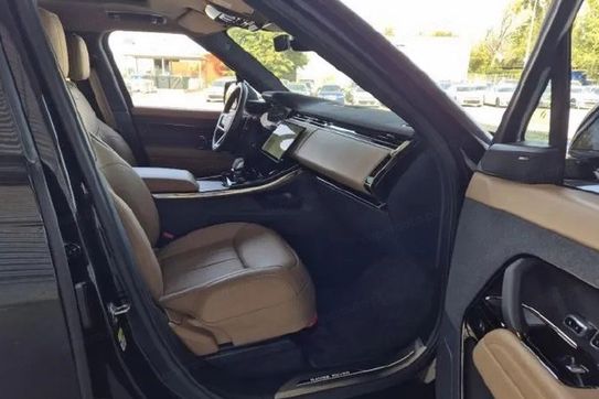 Land Rover Range Rover Sport P460e AWD Auto SE