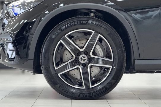 Mercedes GLC 200 4-Matic AMG Line