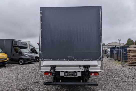 Iveco Daily 70C18 Zabudowa 15EP + Winda