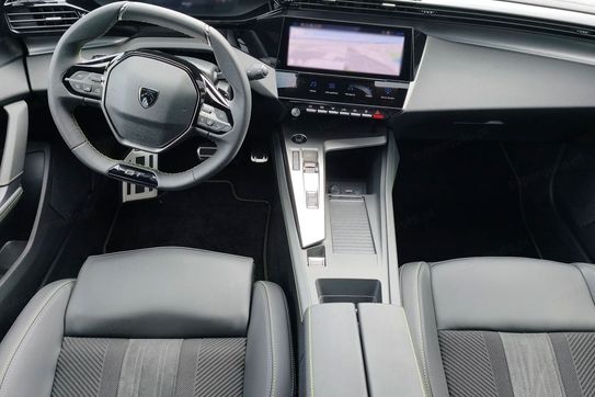 Peugeot 408 GT S&S e-DCS6 1.2 PureTech mHEV