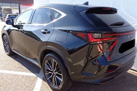 Lexus NX 350h Omotenashi 2.5 Hybrid AWD