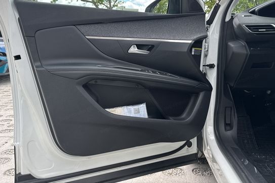 Peugeot 3008 Allure Pack 1.2 PureTech  S&S EAT8