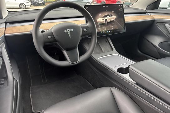 Tesla Model 3 Standard Range Plus