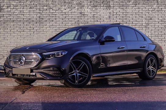 Mercedes Klasa E 300 e 4-Matic AMG