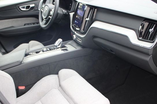 Volvo XC60 T6 Plug-In Hybrid AWD Ultra Bright