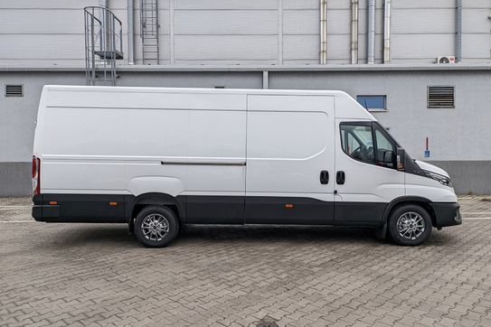 Iveco Daily 35S18 16m3 L4H2