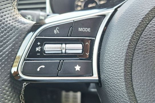 Kia Ceed 1.5 T-Gdi Gt Line Dct