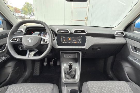 MG ZS 1.5  Standard MT