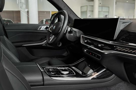 BMW X7 M60i xDrive