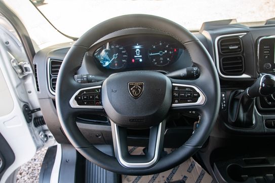 Peugeot Boxer Heavy L3H2 AT8