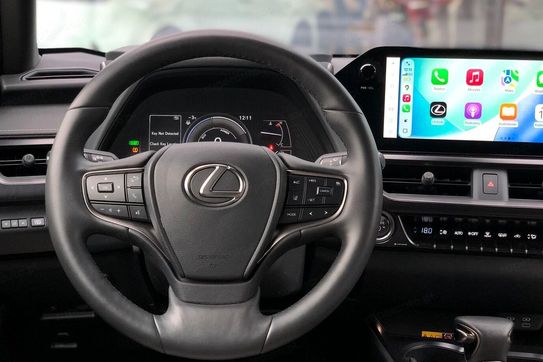 Lexus UX 250h F Sport Design 2WD