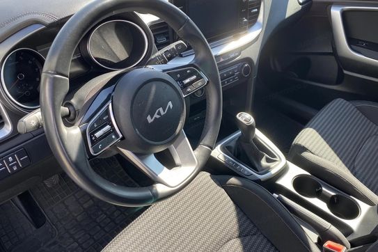 Kia Ceed 1.5 T-GDI M