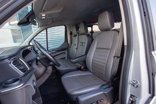 Ford Tourneo Custom L2H1 Titanium AT