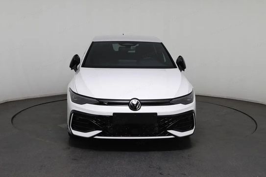 Volkswagen Golf R-Line Plus 1.5 eTSI mHEV