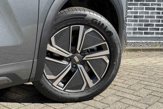 Geely Starray EM-i 1.5 PHEV Pro