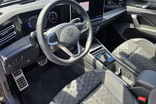 Volkswagen Tiguan R-Line Plus 2.0 TDI DSG 4MOTION