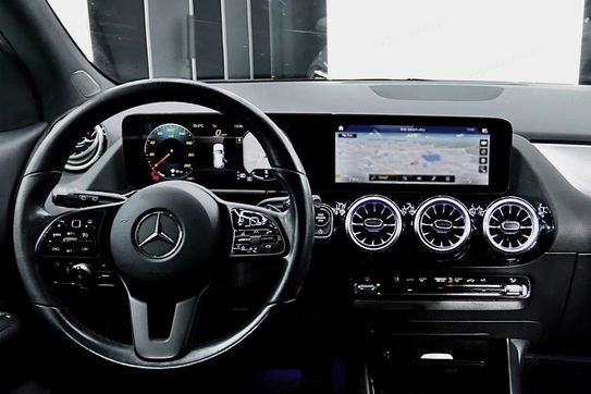 Mercedes GLA 200