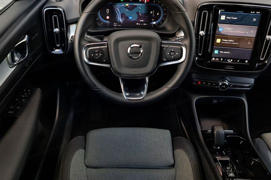 Volvo XC40 B3 Plus Dark aut