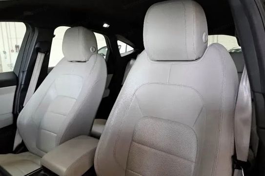 Jaguar E-Pace 2.0 i4D FWD R-Dynamic S