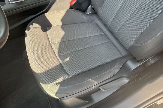 Audi A4 35 TFSI S Line