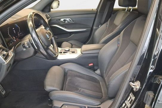 BMW Seria 3 Touring 320d xDrive M Sport