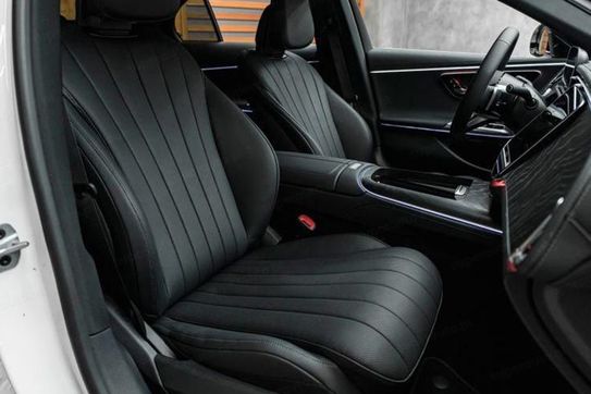 Mercedes Klasa E 220 d 4-Matic AMG