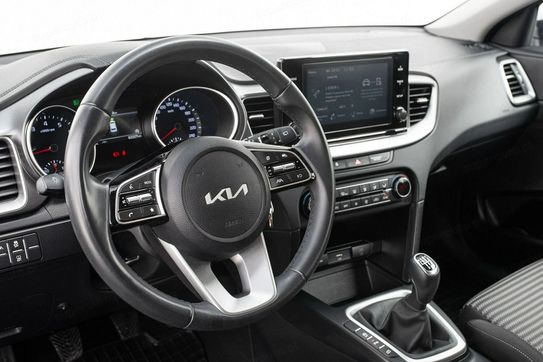 Kia Ceed 1.5 T-GDI M