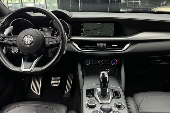 Alfa Romeo Stelvio Turbo Veloce Q4 aut