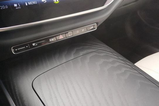 Mercedes Klasa E 200 AMG Line