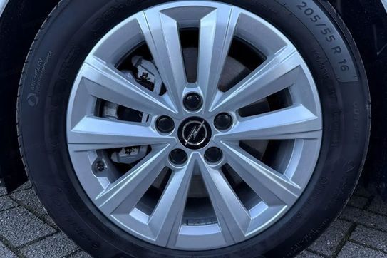 Opel Astra Edition eDTC 1.2 Turbo