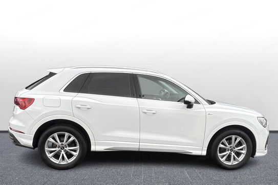 Audi Q3 35 TFSI mHEV S-Line S tronic