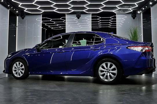 Toyota Camry 2.5 Hybrid Comfort CVT
