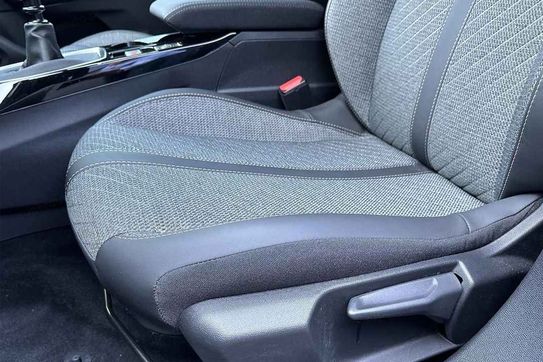 Peugeot 2008 Allure S&S  1.2 PureTech