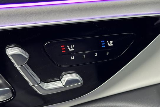 Mercedes Klasa E 300 de  4-Matic AMG