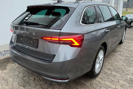 Skoda Octavia Drive Selection 1.5 TSI mHEV DSG