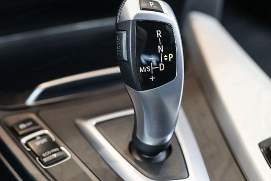 BMW Seria 3 Gran Turismo Sport Line 2.0 318d aut