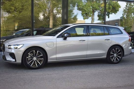 Volvo V60 T6 AWD Plug-In Hybrid Plus Dark