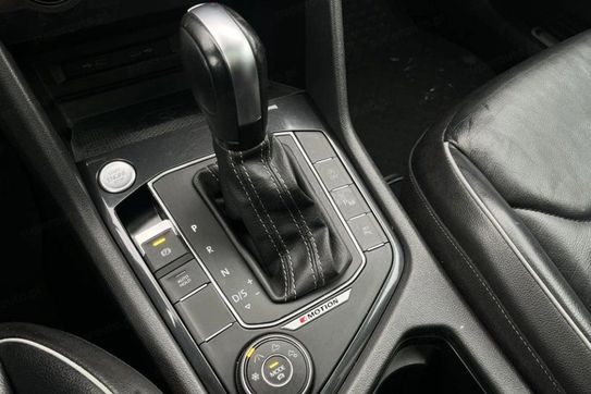 Volkswagen Tiguan Allspace 2.0 TDI R-Line 4Mot. DSG