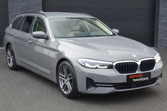 BMW Seria 5 530e sport-aut