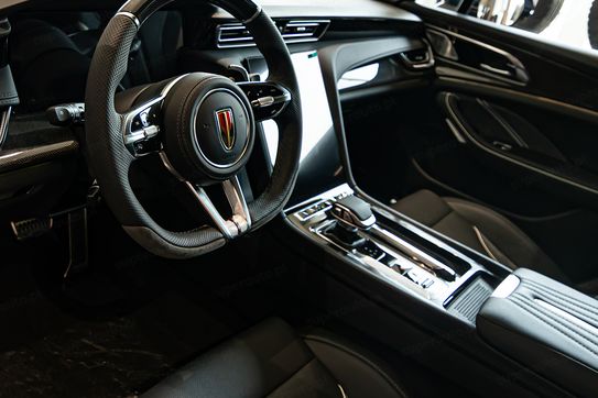 Hongqi H6 2.0T Deluxe DSG